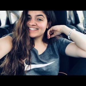 Meet your Posher, Kenna